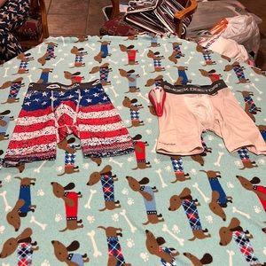 Shock doctor 2 pairs of the undergarment and one protection cup